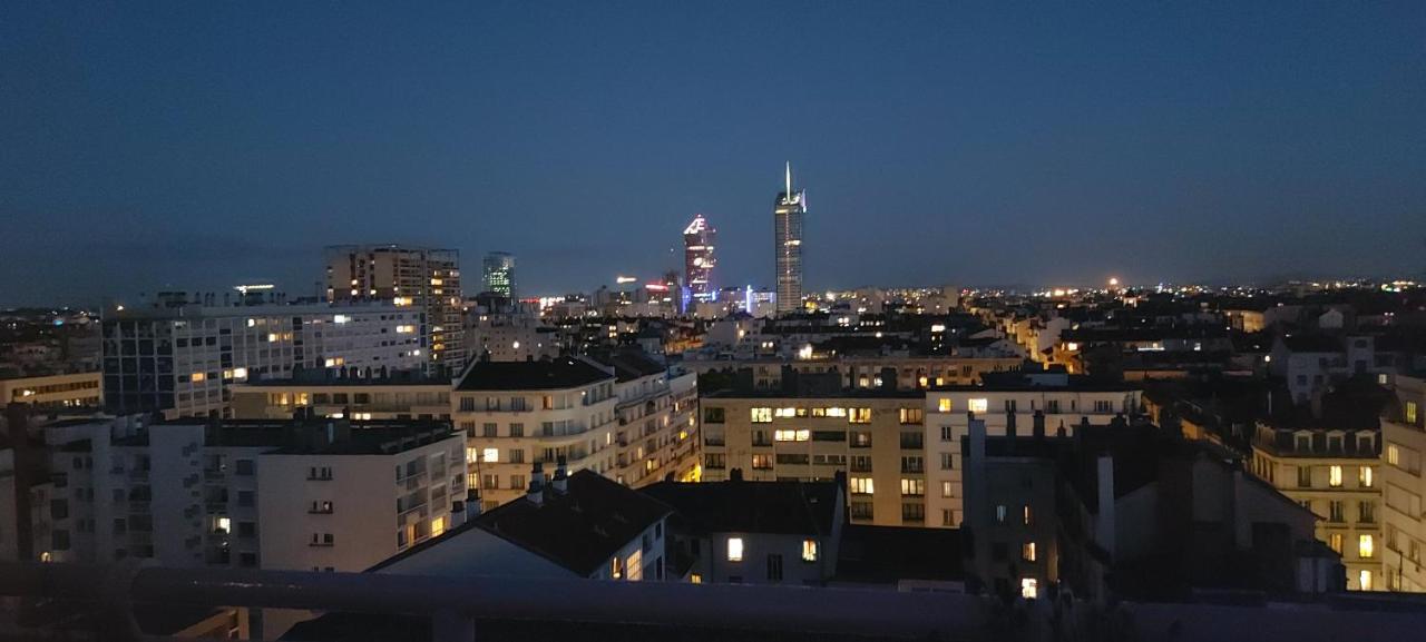 Plein Sud Terrasse Climatisation Garage Netflix Apartamento Lyon Exterior foto